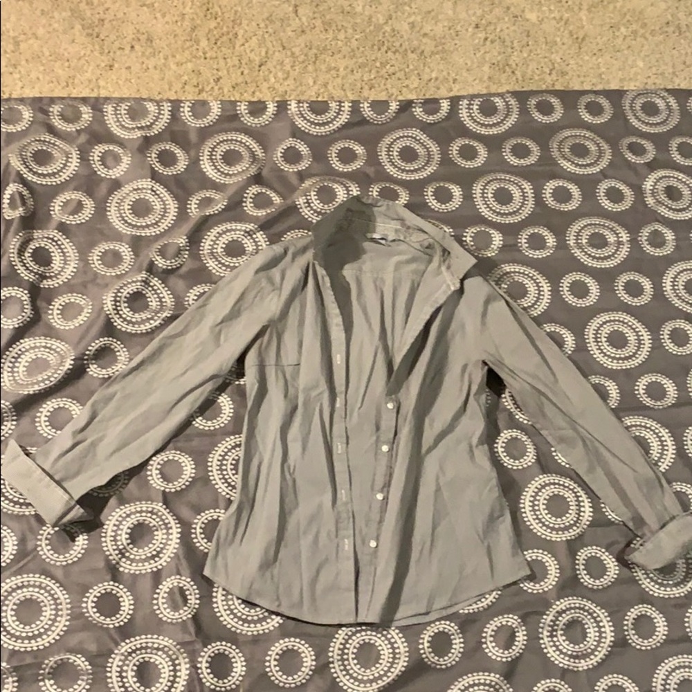 H&M size 10 sleek button up women’s dress top